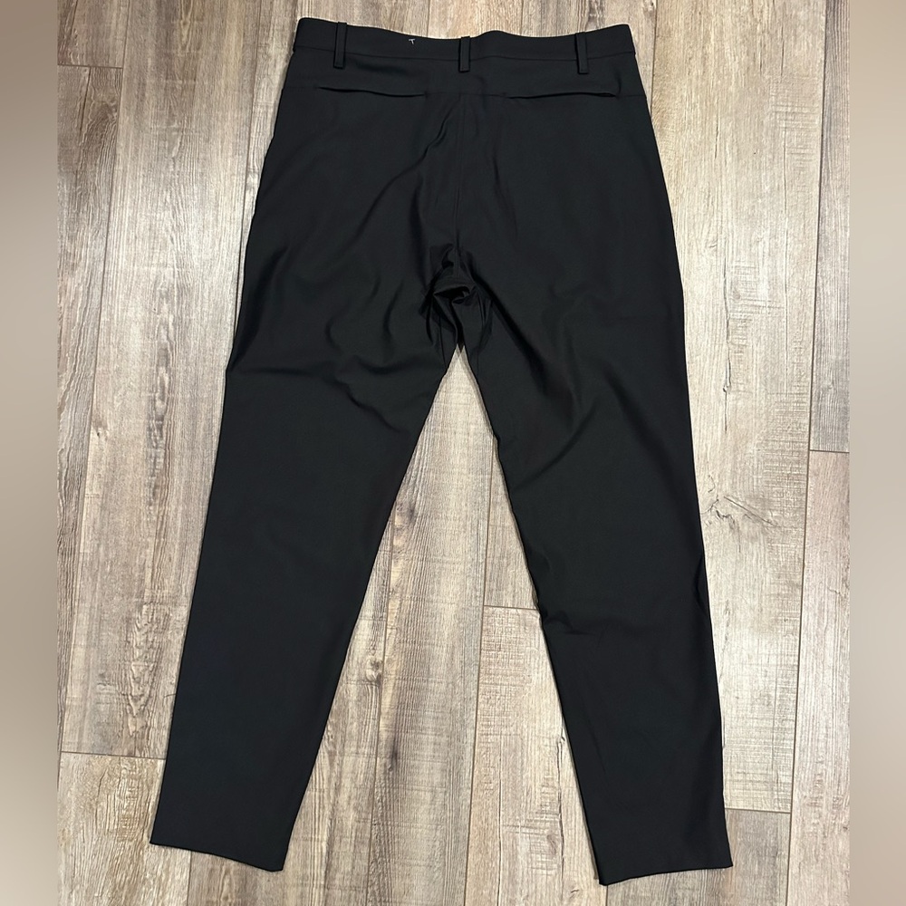 NWT-FABLETICS- Men's High-end Jet Black Athletic Fit Golf Pants⛳️ 🔥$49 🔥Reg$124🫨